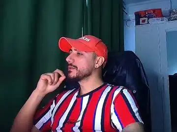 Chaturbate Sex Cam of andrewbanner