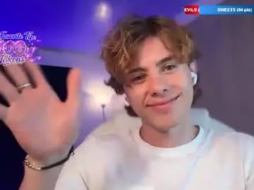 Chaturbate Live Sex Cam of gemdominus