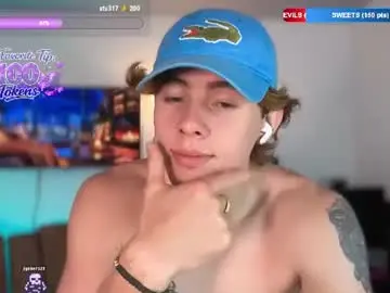 Chaturbate Sex Cam of gemdominus