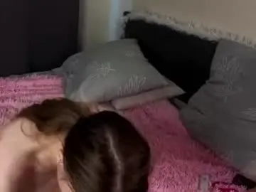 Chaturbate Live Sex Cam of lisanelsona