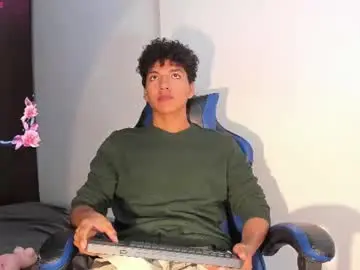 Chaturbate Best Webcam of maximiliano_kh4lil