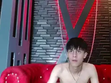 Chaturbate Free Live Porn of mikehunter_