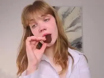 Chaturbate Watch Live Sex Cams of myismira