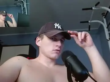 Chaturbate Free Porn Cam of poliglotjoe2