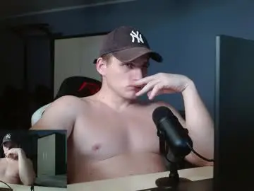 Chaturbate Adult Webcam of poliglotjoe2