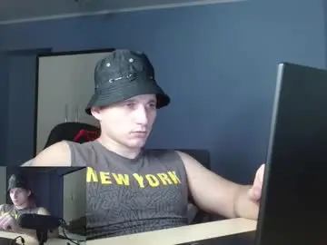 Chaturbate Nude Webcam of poliglotjoe2