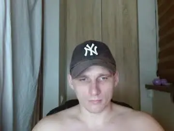 Chaturbate Live Porn of poliglotjoe2