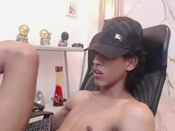 Chaturbate Free Porn Cam of zayn_fox32