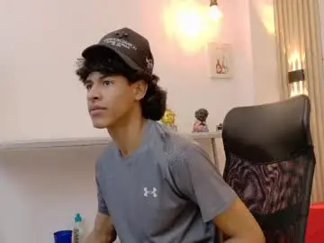 Chaturbate Live Porn of zayn_fox32