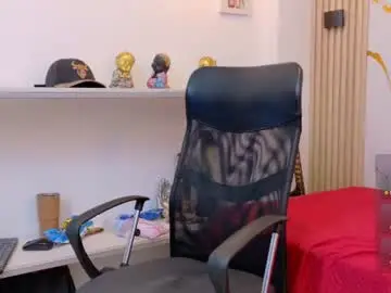 Chaturbate Watch Live Sex Cams of zayn_fox32