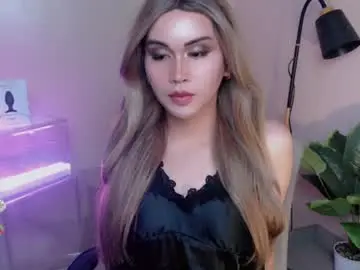 Chaturbate Live Porn of cloudia_babe