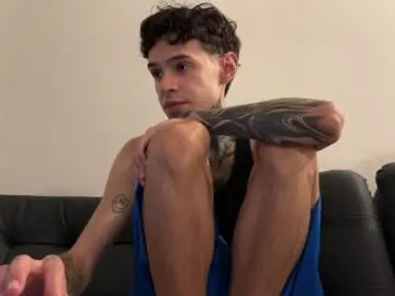 Chaturbate Live Sex Cam of arteemiis