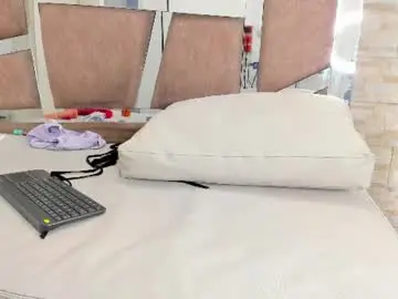 Chaturbate Live Sex Cam of cristine_colins