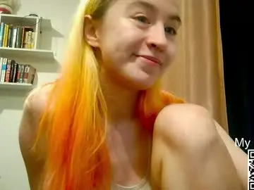 Chaturbate Best live sex cam show of emilly_20