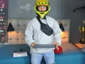 Chaturbate Live Sex Cam of horny_nick18