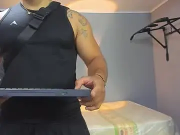 Chaturbate Live Porn of horny_nick18