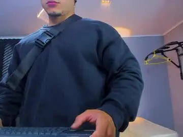 Chaturbate Watch Live Sex Cams of horny_nick18