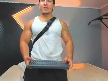 Chaturbate Live Porn of horny_nick18