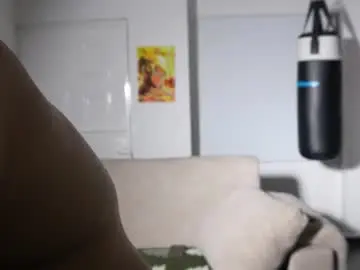 Chaturbate Live Sex Cam of horny_nick18