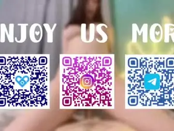 Chaturbate Live Sex Cam of laurenceandviolette
