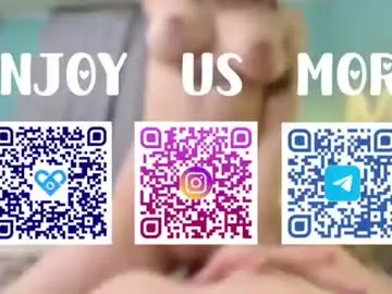 Chaturbate Live Sex Cam of laurenceandviolette