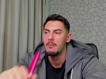 Chaturbate Nude Webcam of clintmasterss