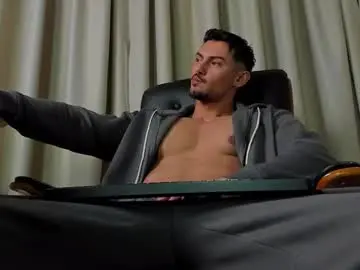 Chaturbate Live Sex Cam of clintmasterss