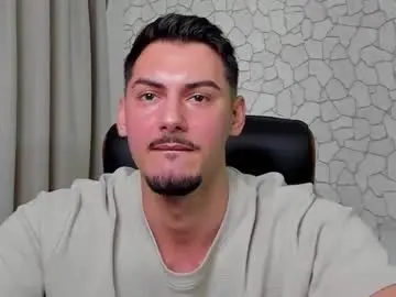 Chaturbate Nude Webcam of clintmasterss