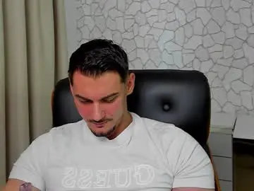 Chaturbate Free Live Porn of clintmasterss