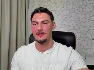 Chaturbate Free Live Porn of clintmasterss