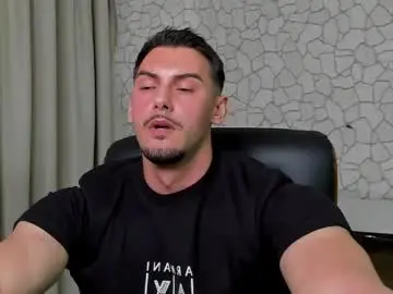 Chaturbate Live Sex Cam of clintmasterss