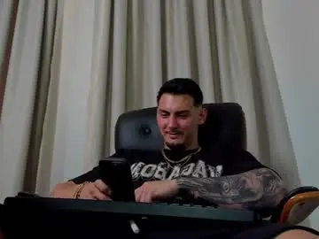 Chaturbate Free Porn Cam of clintmasterss