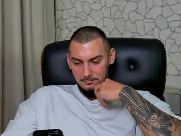 Chaturbate Live Sex of clintmasterss