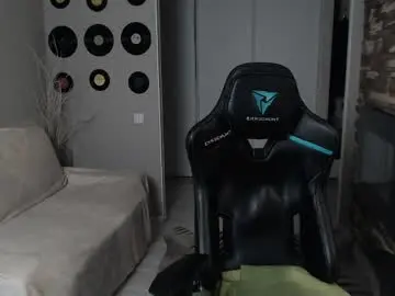 Chaturbate Live Sex Cam of teddy_mode