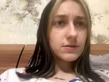 Chaturbate Live Sex of viktoria9898