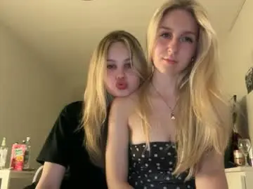 Chaturbate Best live sex cam show of lauralexyy