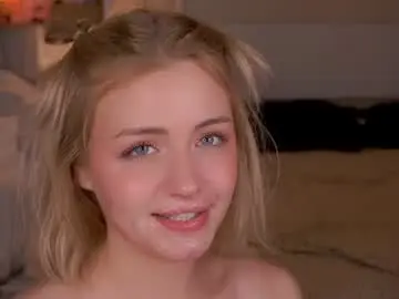 Chaturbate Watch Live Sex Cams of beatris_mils