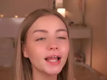 Chaturbate Live Porn of beatris_mils