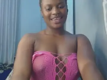 Chaturbate Live Sex Cam of cum_ebony_petitxx