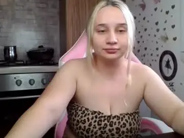 Chaturbate Adult Webcams of curvybombb