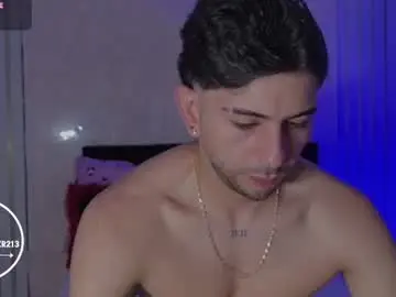 Chaturbate Live Sex Cam of ethan_mullers1