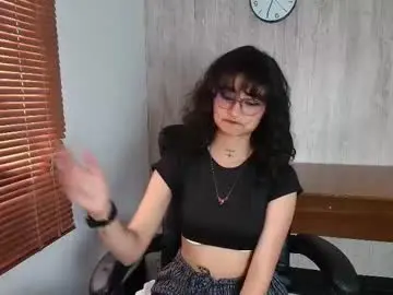 Chaturbate Adult Video Chat of lili_clan