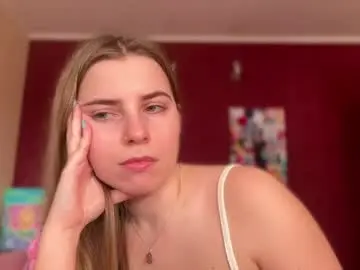 Chaturbate Live Sex Cam of lily_smily