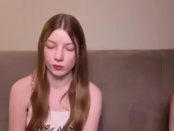 Chaturbate Live Sex Cam of lovirss