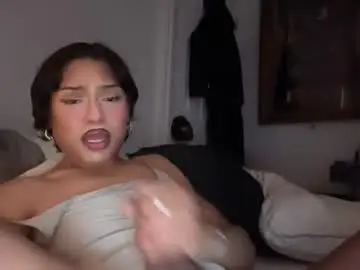 Chaturbate Nude Webcam of stargirlrising