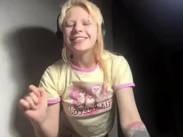 Chaturbate Watch Live Sex Cams of dorthacavan