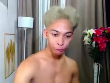 Chaturbate Best live sex cam show of hunk_edward