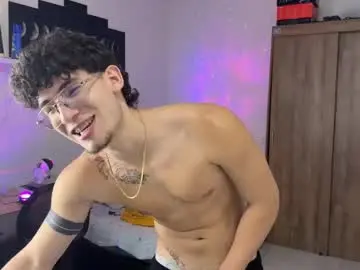 Chaturbate Free Live Porn of kisan_smith