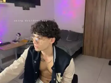 Chaturbate Sex Chat of kisan_smith