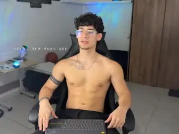 Chaturbate Live Porn of kisan_smith